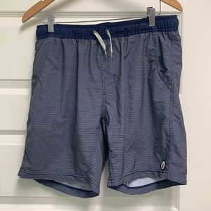 Vuori Kore Short - Blue & Gray Stripes - L